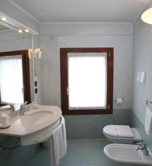四人标准间, Albergo Alla Campana