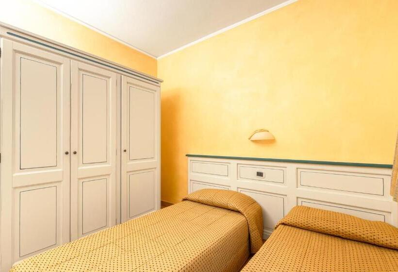 Семейный Номер Вид на Море, Club Saraceno   Bovis Hotels