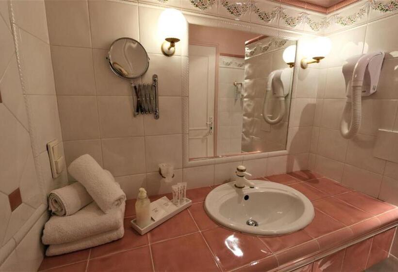 Номер Стандарт, Hôtel De La Ferme Lamy