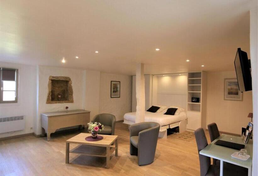 Номер Стандарт, Hôtel De La Ferme Lamy