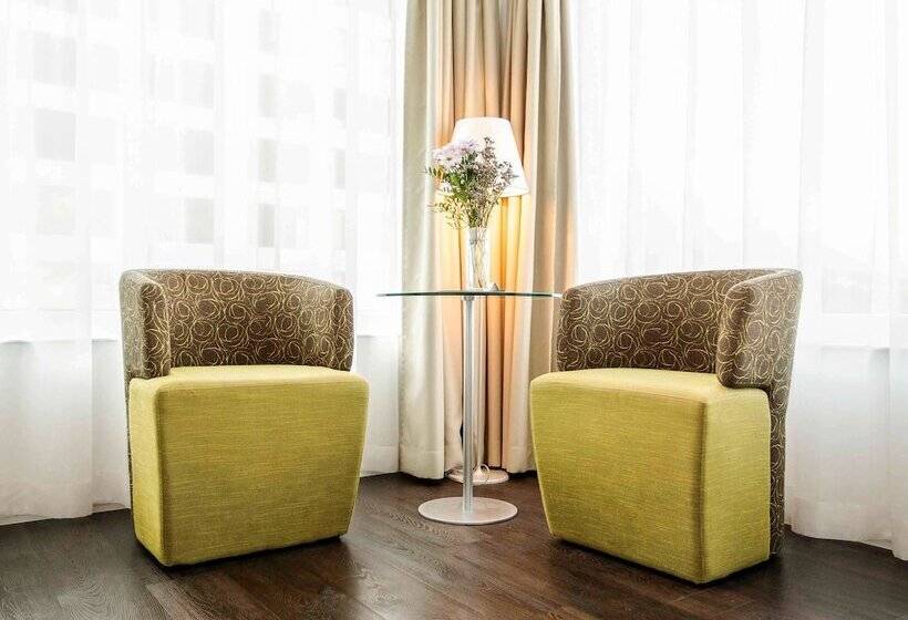 Номер Комфорт, Mercure Chur City West