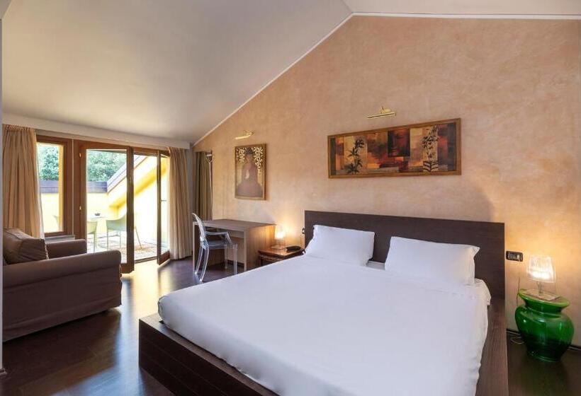 Полулюкс, B&b Hotel Malpensa Lago Maggiore