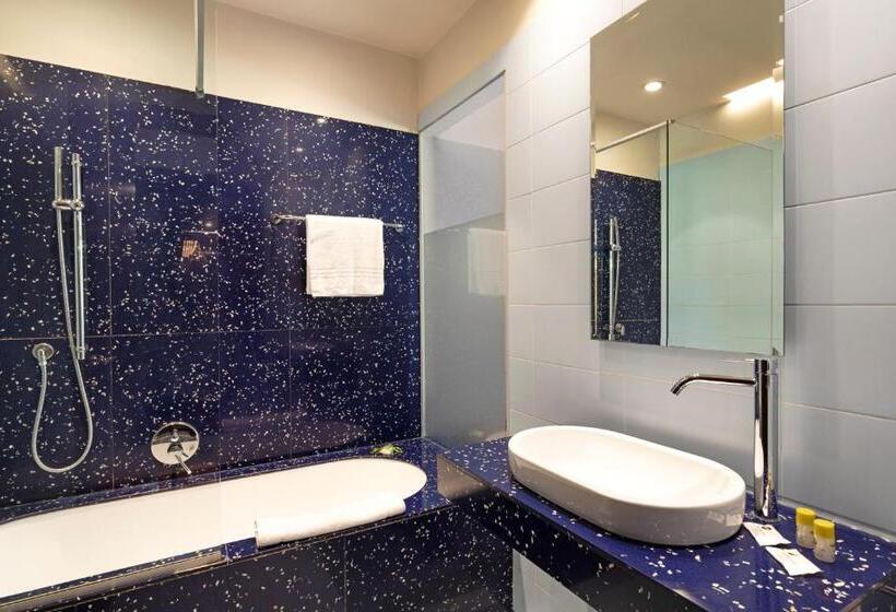 Номер Стандарт, B&b Hotel Malpensa Lago Maggiore
