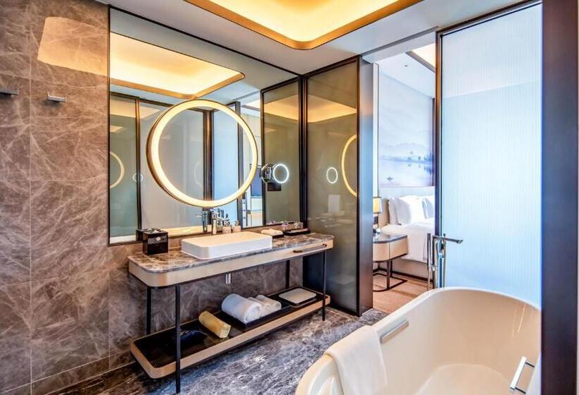 Номер Deluxe Кровать Кинг, Pullman Suzhou Taicang