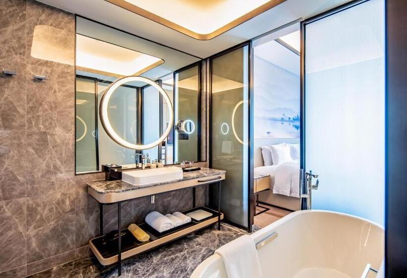 Номер Executive Кровать Кинг, Pullman Suzhou Taicang