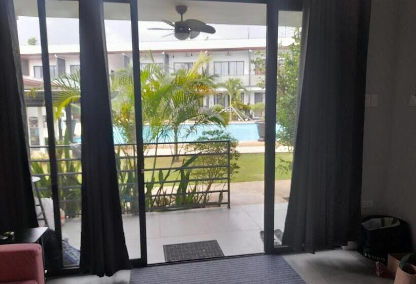 سوئیت با تخت بزرگ, Bohol Jewel Resort