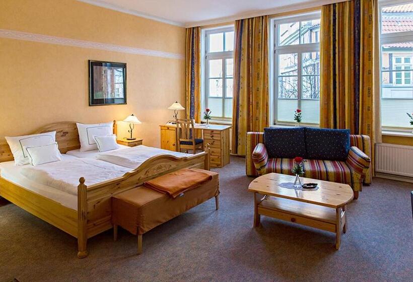 Полулюкс, Altenceller Tor, Hotel & Restaurant