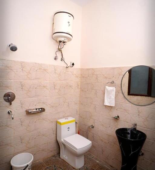 اتاق استاندارد با چشم‌انداز استخر, Creek Forest  Riverside Boutique Resort