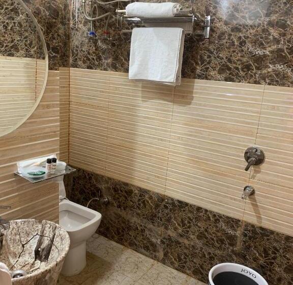 سوییت خانوادگی, Creek Forest  Riverside Boutique Resort