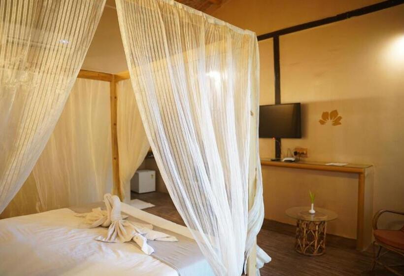 Номер Superior, Amadi Beach Front Resort