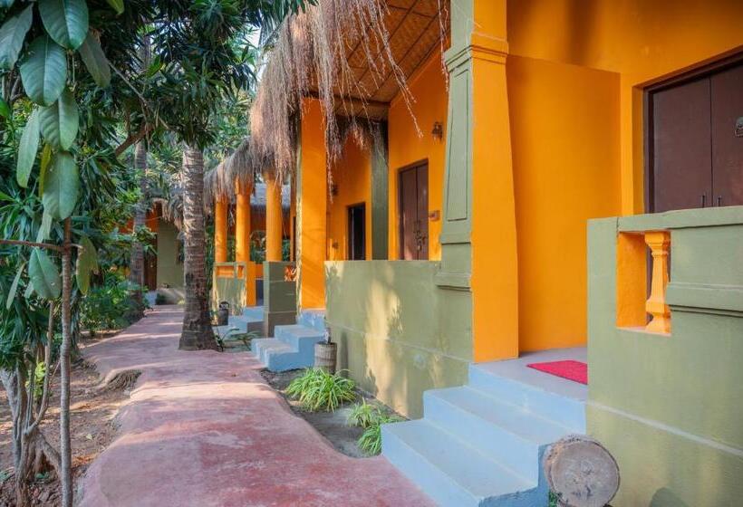 غرفة ديلوكس مزودة بشرفة, Amadi Beach Front Resort