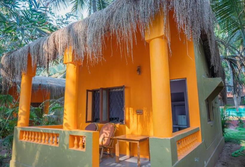 Номер Deluxe с Балконом, Amadi Beach Front Resort