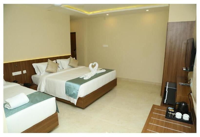 家庭间, Coral Residency
