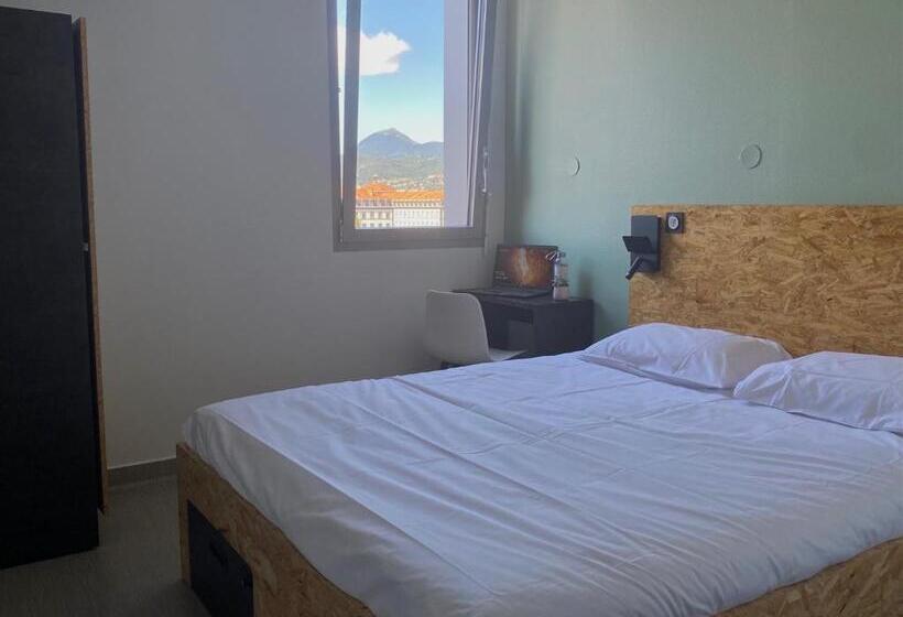 スタンダードルーム, Auberge De Jeunesse Hi Clermont Ferrand