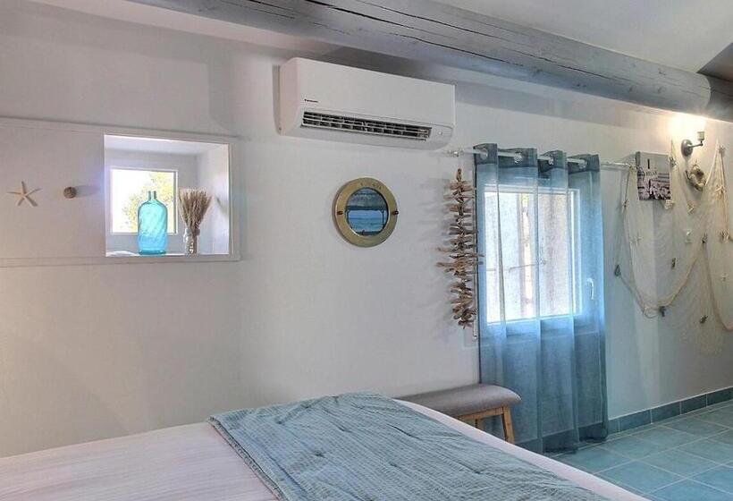 Номер Стандарт, Le Mas Cothy En Provence