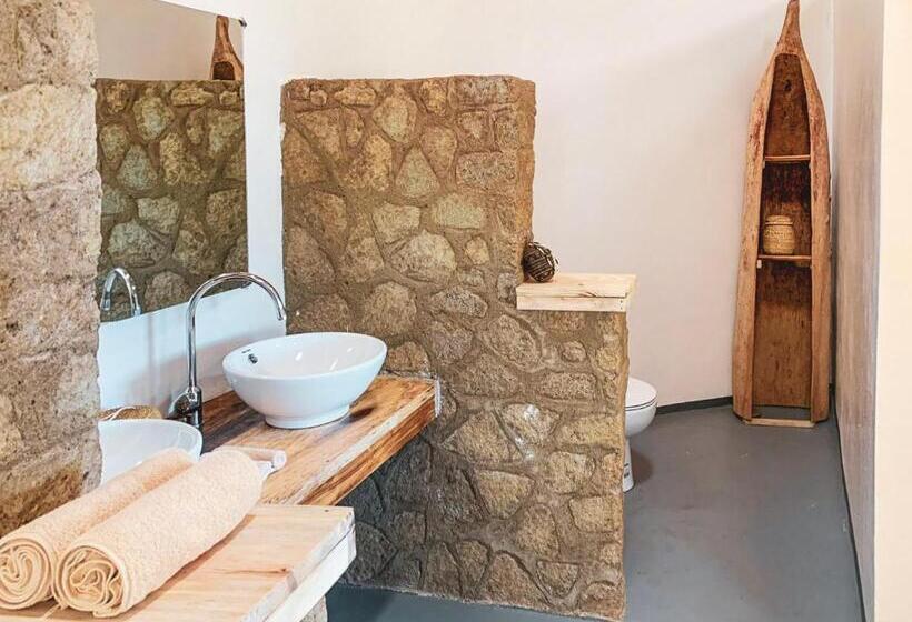 디럭스 방갈로, Foresight Eco Lodge & Safari