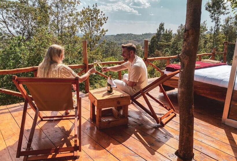 디럭스 룸 킹사이즈 침대, Foresight Eco Lodge & Safari