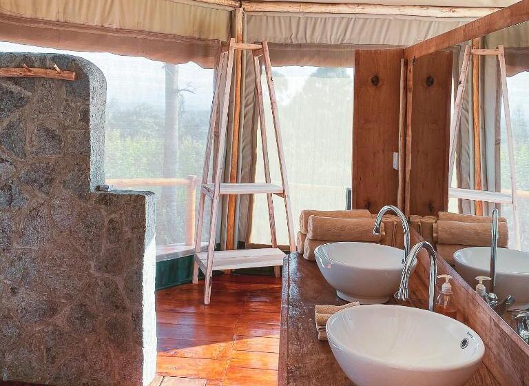 디럭스 패밀리 룸, Foresight Eco Lodge & Safari