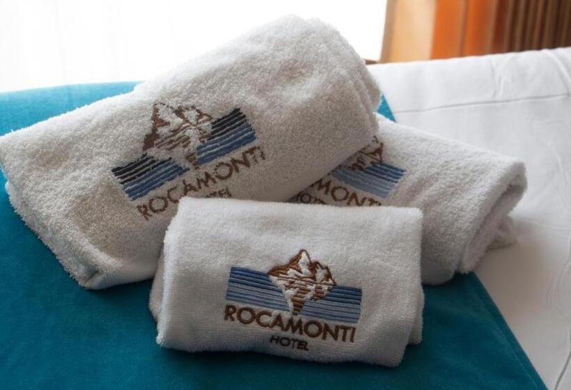 디럭스 패밀리 룸, Rocamonti