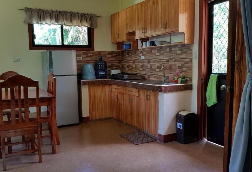 디럭스 스튜디오, Paco S Garden Home Stay
