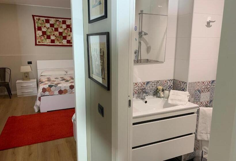 Номер Стандарт Трехместный, Bed & Breakfast Indi Thelar