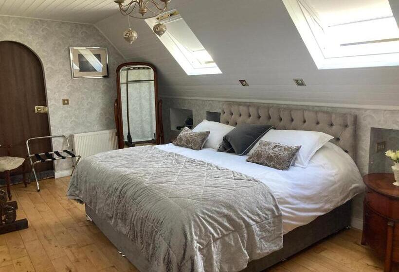 اتاق لوکس, Ivy Cottage B&b