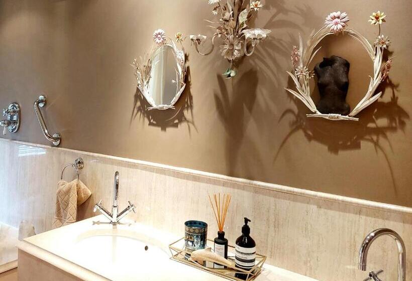 اتاق استاندارد با چشم‌انداز باغ, Ivy Cottage B&b