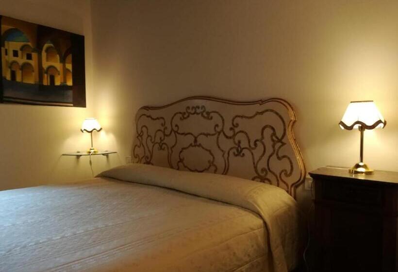 Номер Стандарт Трехместный, B&b Art