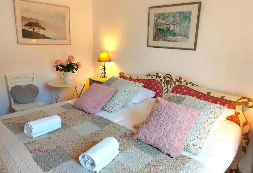스탠다드 룸 공동 욕실, La Maison Barnoin   Gîtes Et Chambres