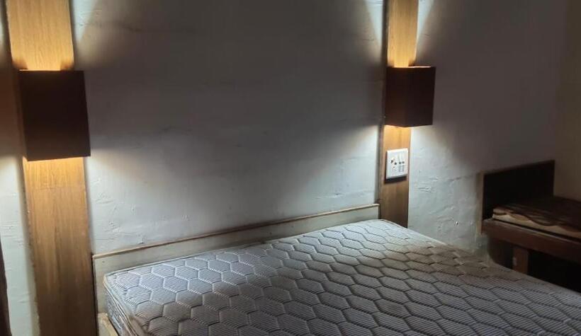 Номер Deluxe, Bungalow Resort Panorama Matheran