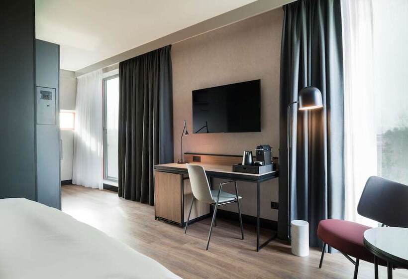 Номер Superior, Radisson Red , Oslo Airport