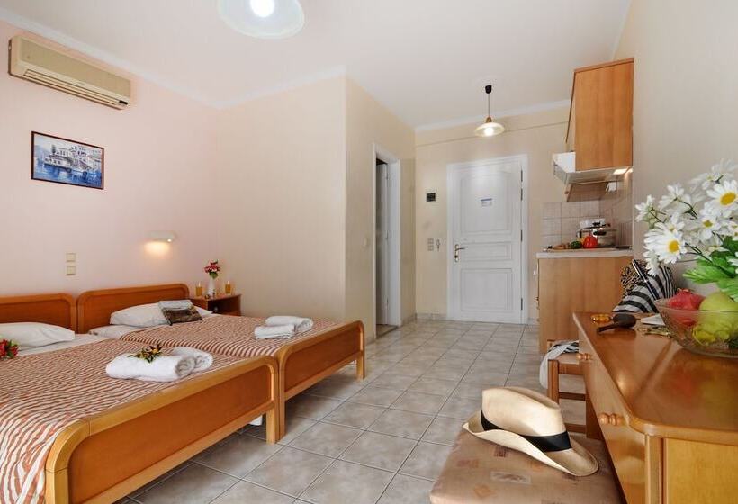 استودیوی استاندارد, Lido Sofia Holidays