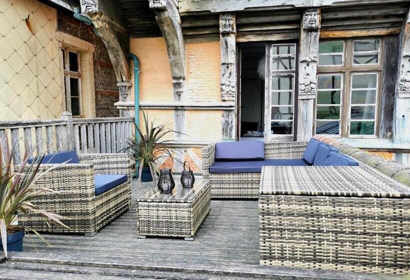 Люкс с Террасой, La Residence Manoir De La Salamandre