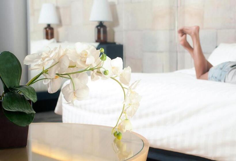 전망 스위트, Cross Paasha Bali Seminyak