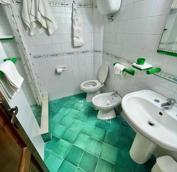 Economy Studio, Florenza Residence