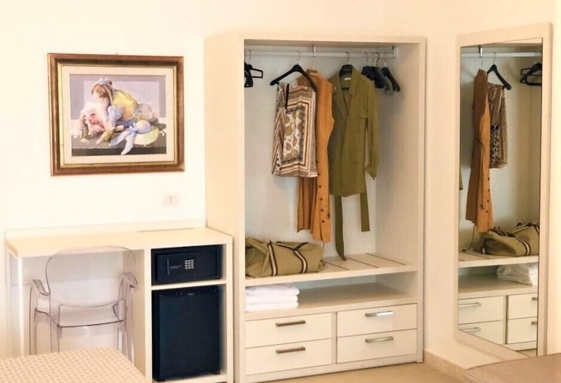 Трехместный Номер Deluxe Вид на Море, Villa Eleonora
