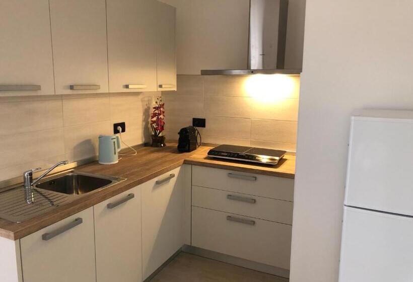 Студио Стандарт с Балконом, Casa Fiorita