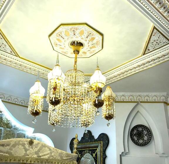 Люкс Повышенной Комфортности, Suite Orientale Maison De L église Du Couvent