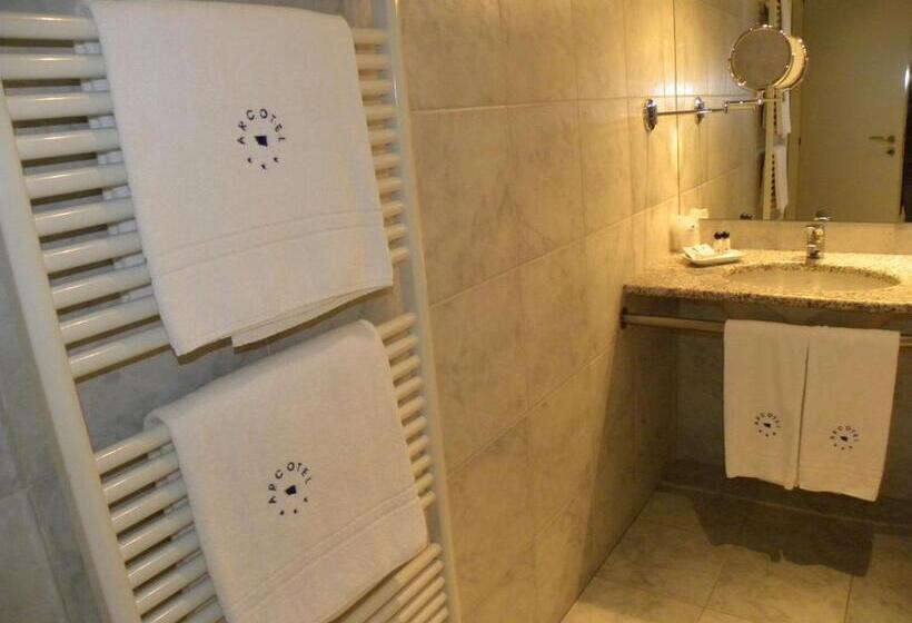 三人经典房间, Arcotel