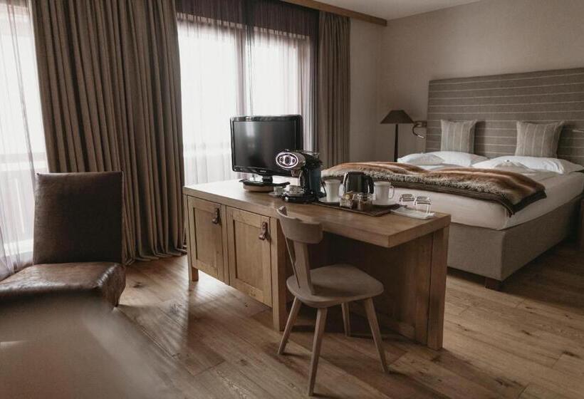 سوییت لوکس, Eco & Wellness Boutique Hotel Sonne