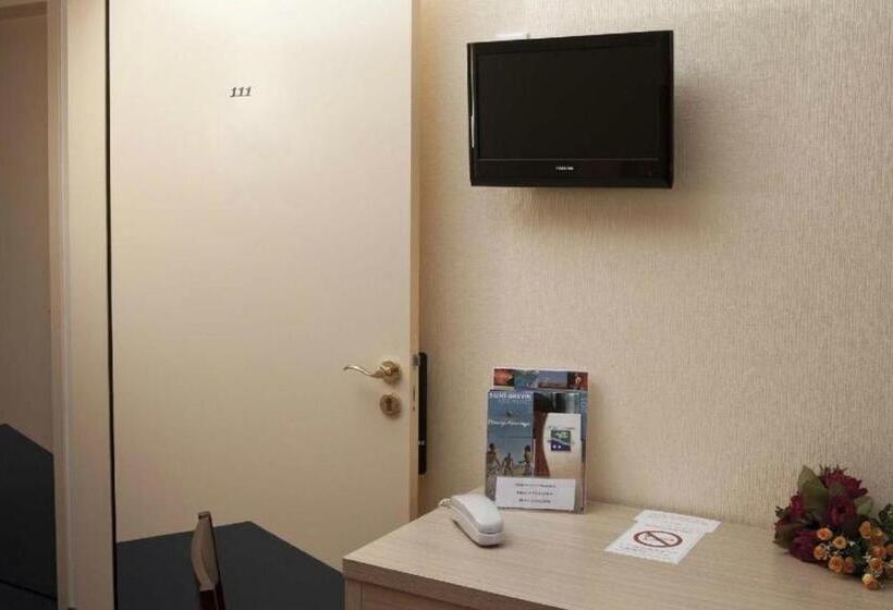 Номер Стандарт, Hôtel Estuaire