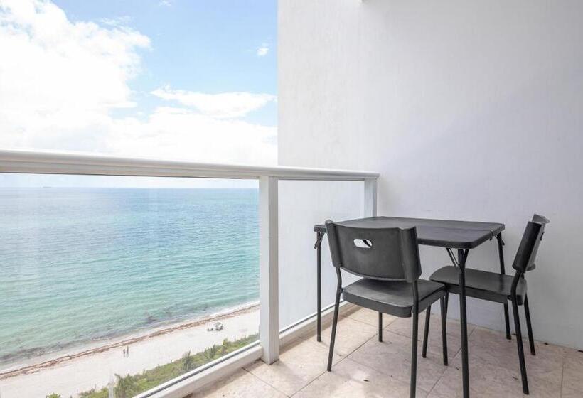 استودیو استاندارد با بالکن, Girasole Rentals