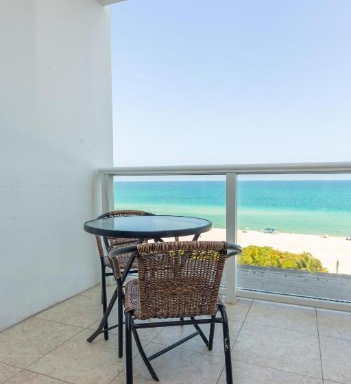 اتاق استاندارد با بالکن, Girasole Rentals