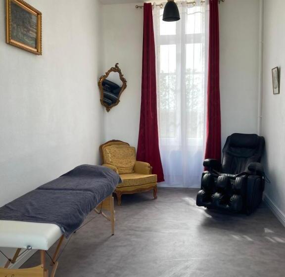 Номер Deluxe Кровать Кинг, Chambre Zen Château De La Bouchatte