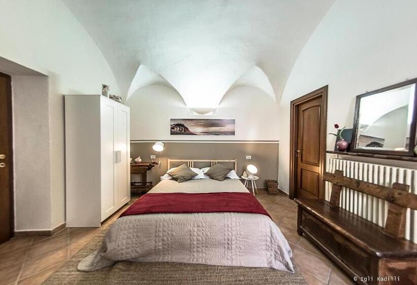 Трехместный Номер Стандарт Вид на Сад, B&b Finalex