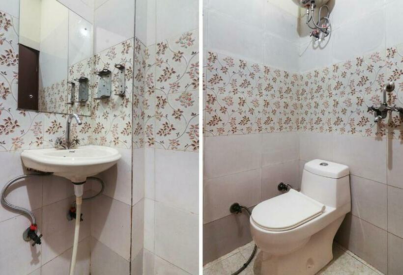 Номер Стандарт, Oyo 64749 Royal Residency