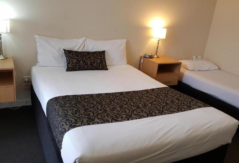 디럭스 룸, Dandenong Motel