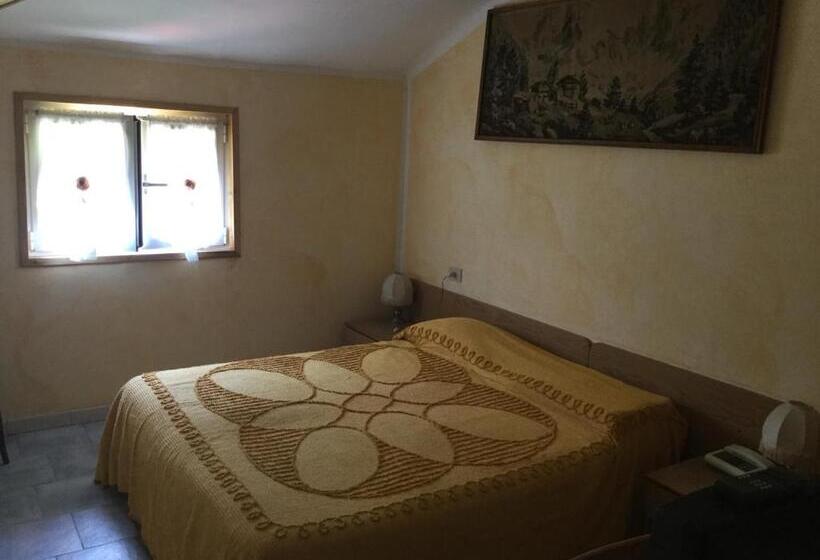 Номер Стандарт Вид на Сад, Albergo Ristorante Turchino