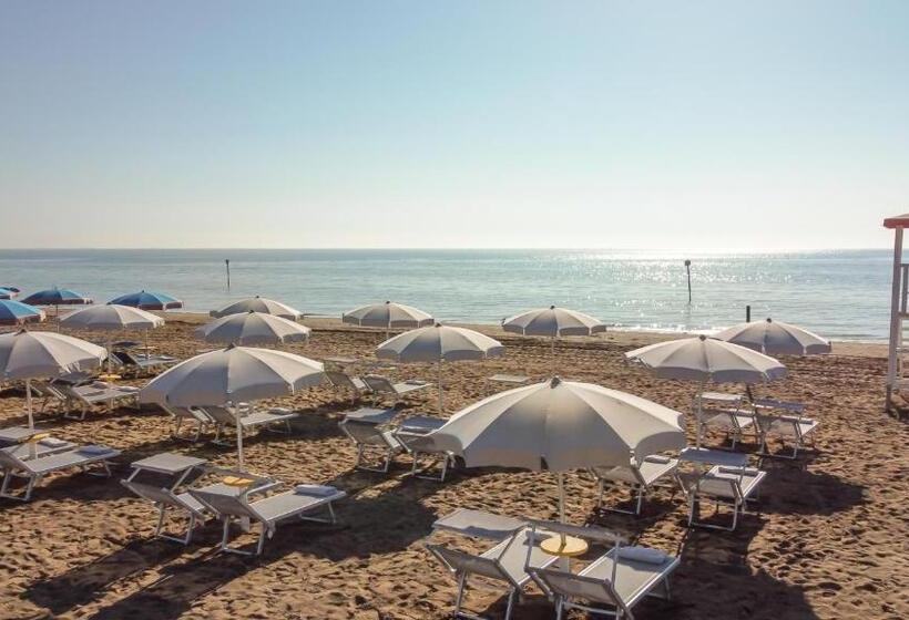 Полулюкс Вид на Море, Bellini Relais