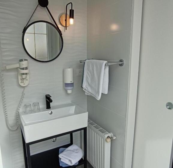 Номер Стандарт с Балконом, Hôtel De Charme & Spa Le Grand Large